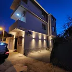 Deon 3* Vlorë