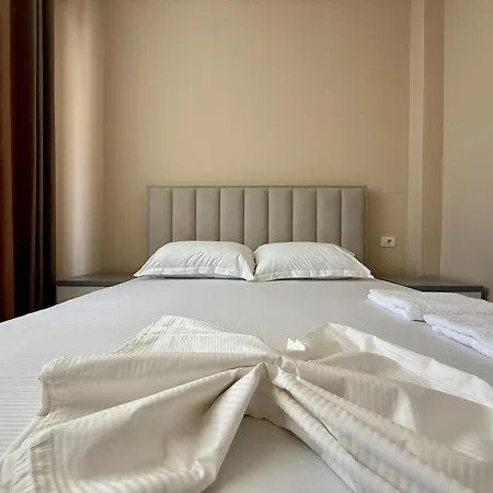 Deon Pensionat 3*