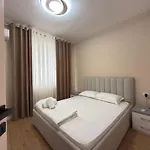 Πανσιόν Deon Vlorë